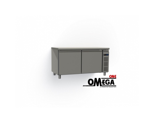Kühltisch ohne Aggregat mit 2 Türen Abmessungen: 1595x800x865 mm GN 1/1 Serie 80