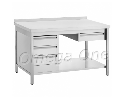 Edelstahl Tisch mit 1 Ablageboden. Modelle mit einer Aufkantung als Standard verfügbar.
